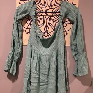 Flowy long sleeve shirt. Womens us size Large. Never worn